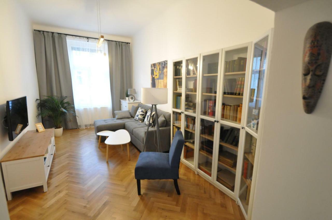 Jirina Appartments - Prague — Photos 3
