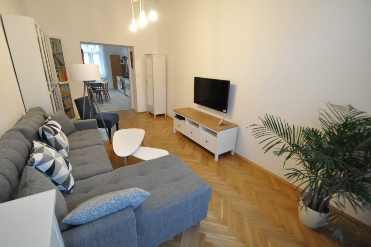 Jirina Appartments - Prague — Photos 2